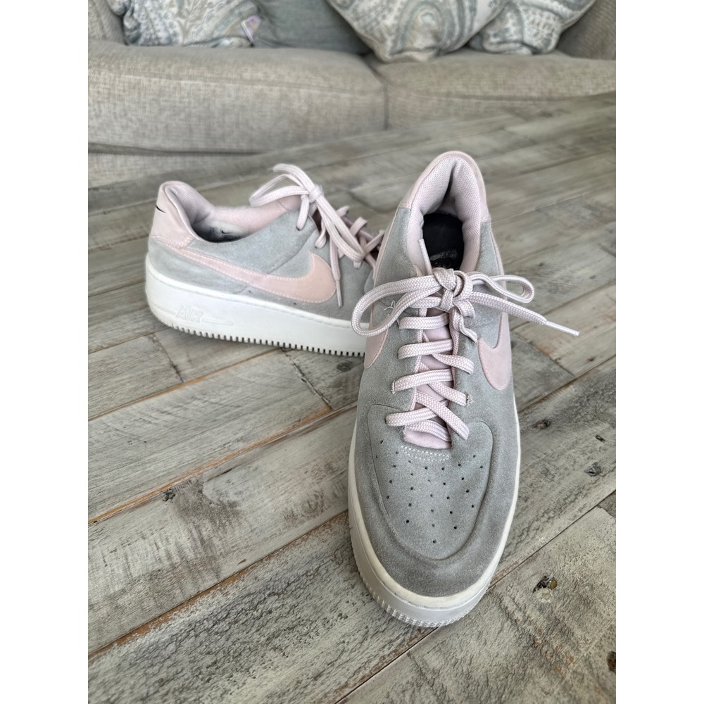 Nike Air Force 1 Sage Low Grey Pink Quartz Suede Platform AR5339-604 Womens 9.5